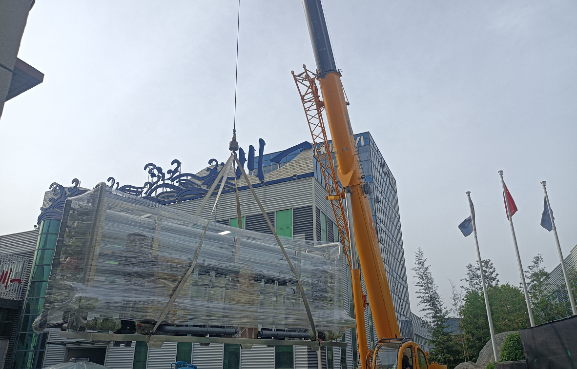 【川一股份】60T/H單級(jí)反滲透設(shè)備裝車(chē)發(fā)往甘肅張掖市